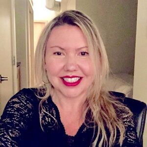 Meet your Posher, Cathy